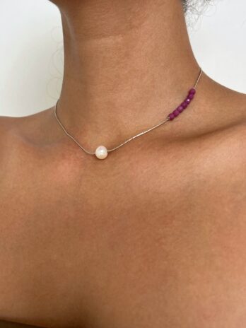 Collier arg 7rubis 1ped 1 Collier en Rubis et une perle d'eau douce en Argent 925