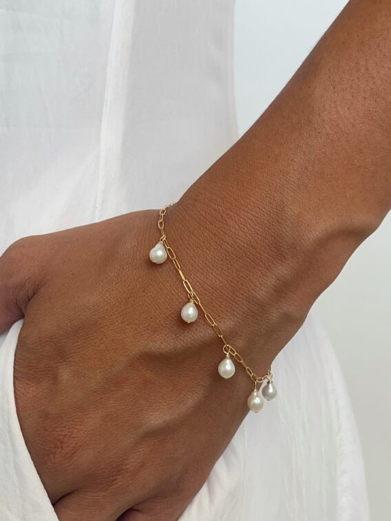 Bracelet ped moyenne qui pend Bracelet en perles d'eau douce en Gold Filled