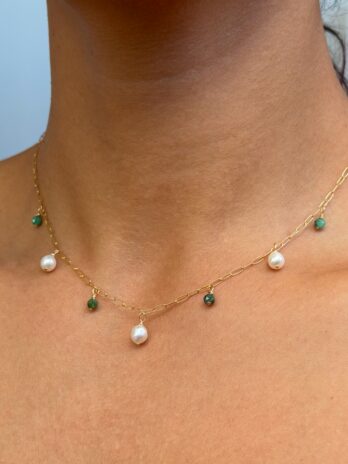 Collier perles d'eau douce et Emeraude en Gold Filled