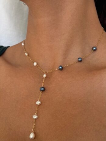 Collier perles d'eau douce blanches et bleues
