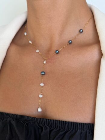 Collier perles d'eau douce blanches et bleues