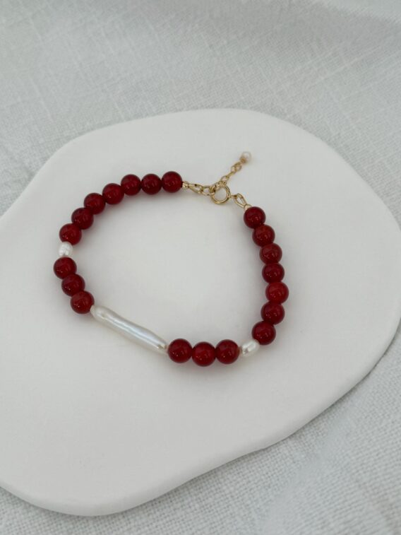 Bracelet en Agate rouge et Perles d'eau douce