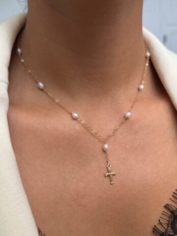 Collier Croix en perles d'eau douce en Gold Filled
