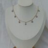 Collier ped grises qui pend bis Collier perles d'eau douce grise en Gold Filled